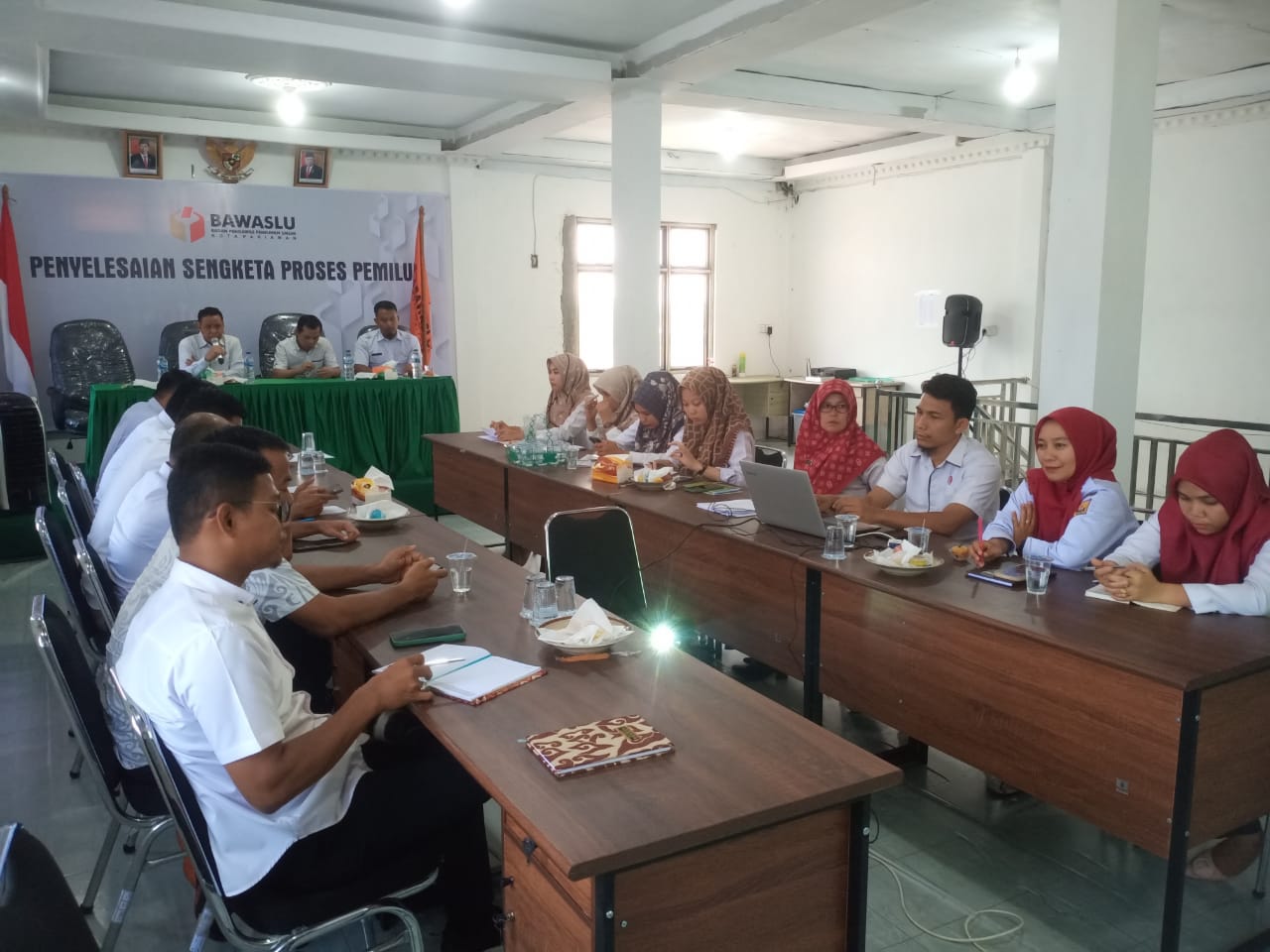 Bawaslu Pariaman Tingkatkan Kapasitas Pengelolaan Layanan Informasi Publik dan Kehumasan Bawaslu Kota Pariaman