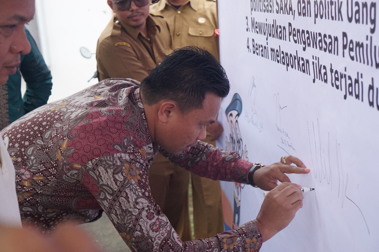 Bawaslu Sumbar mendeklarasikan kampung pengawas pemilu di Desa Naras Hilir