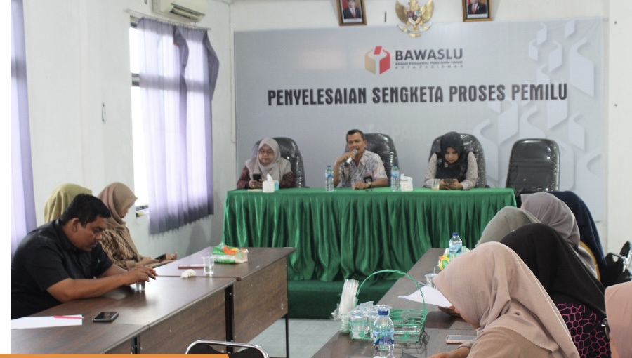 Foto bawaslu Provinsi Sumatera Barat melakukan Supervisi dan Monitoring terkait keuangan