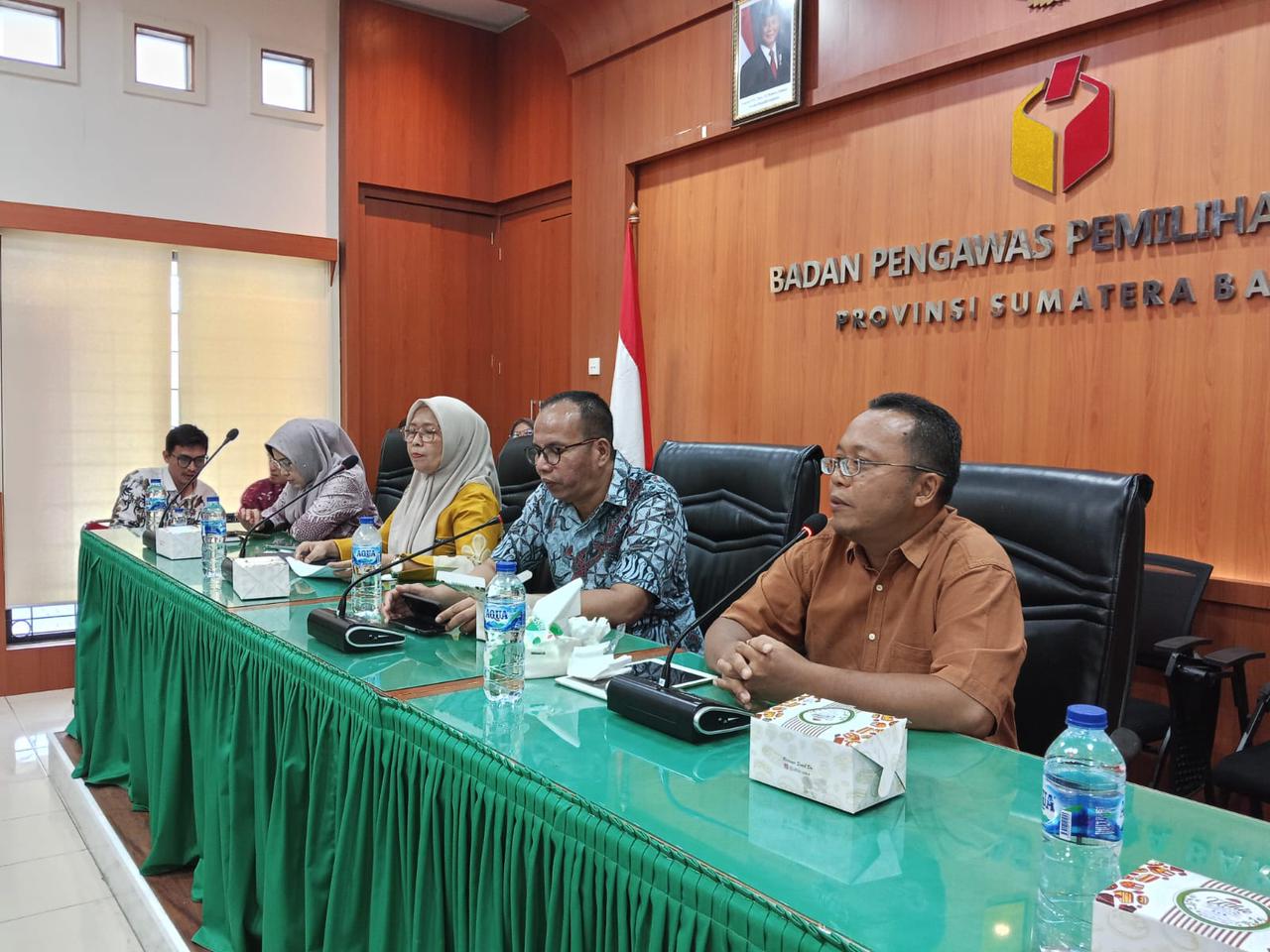 Bawaslu Kota Pariaman mengikuti Rapat Dalam Kantor yang diselenggarakan oleh Bawaslu Provinsi Sumatera Barat pada Kamis, 28/08/25