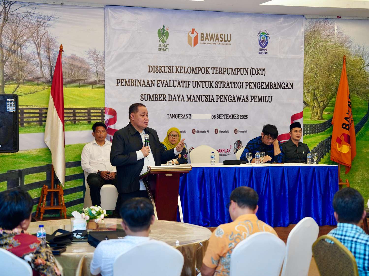 Anggota Bawaslu Herwyn JH Malonda dalam kegiatan DKT Pembinaan Evaluatif di Tangerang, Senin (8/9/2025)/Foto: Publikasi dan Pemberitaan Bawaslu