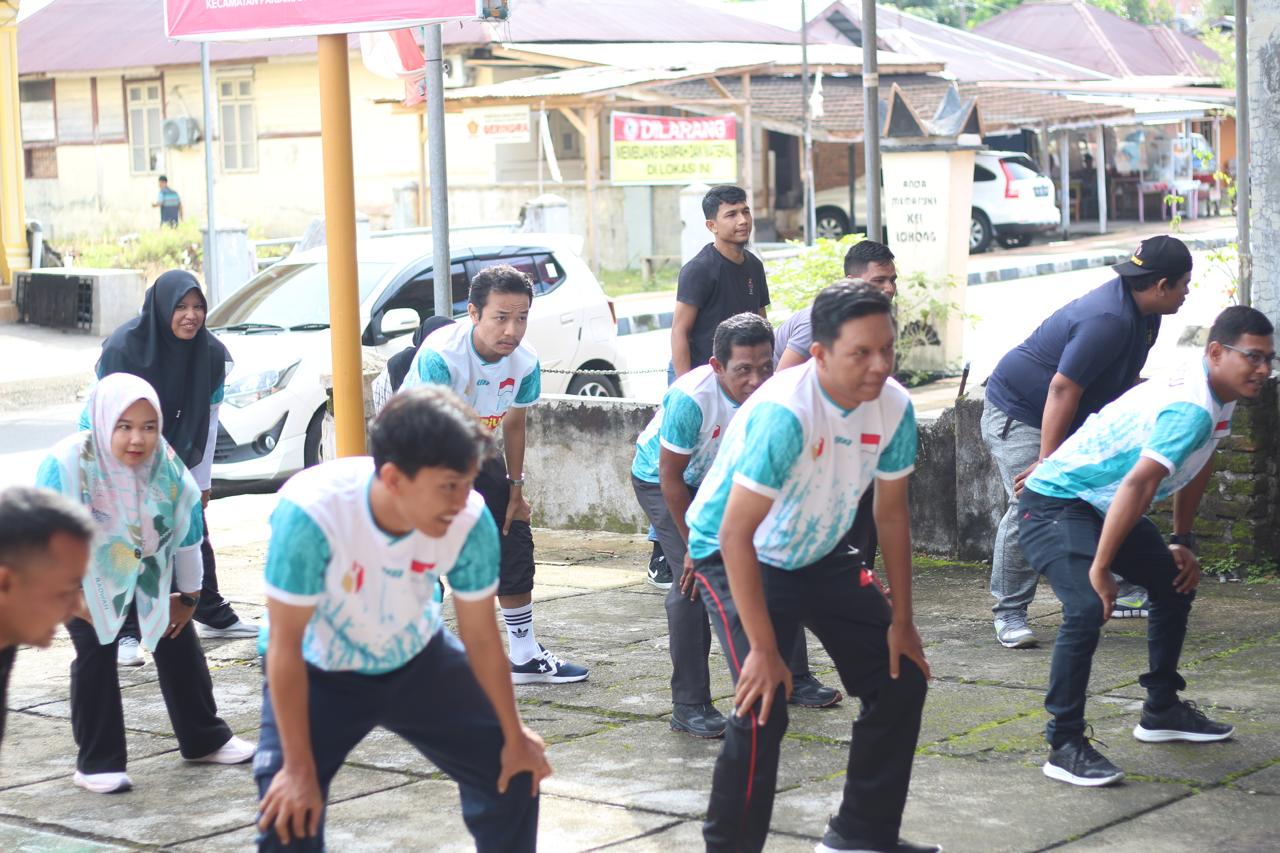 Jumat Sehati Bawaslu Kota Pariaman dengan melaksanakan senam sehat, 06/02/2026