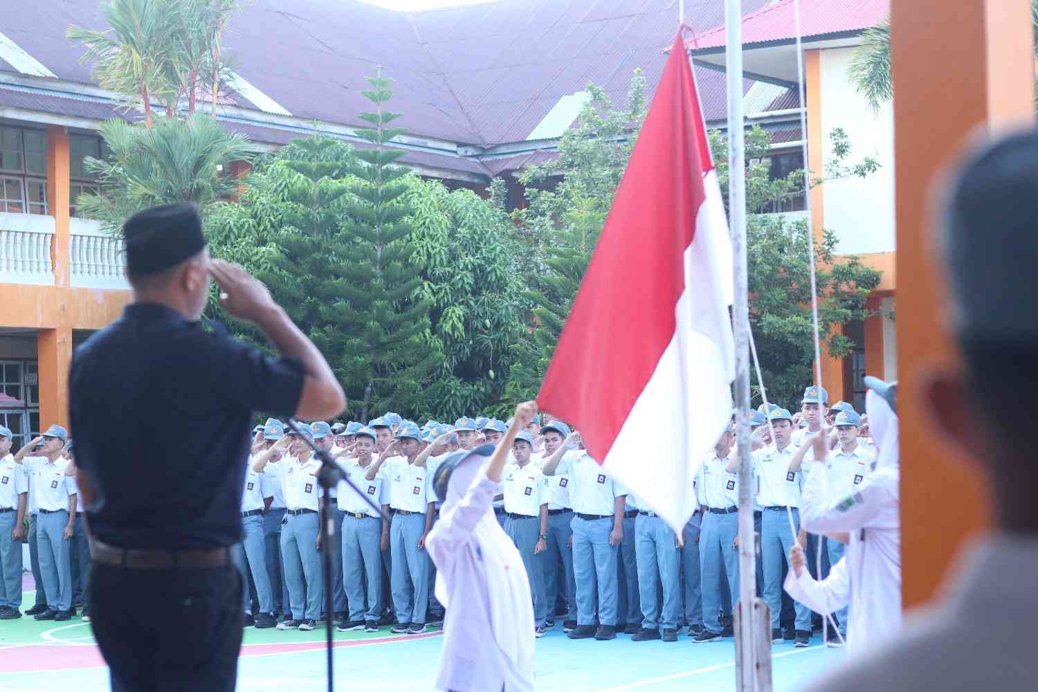 Koordinator HPPH Bawaslu Kota Pariaman Menjadi Pembina upacara SMA N 1 Pariaman, senin 20/04/26