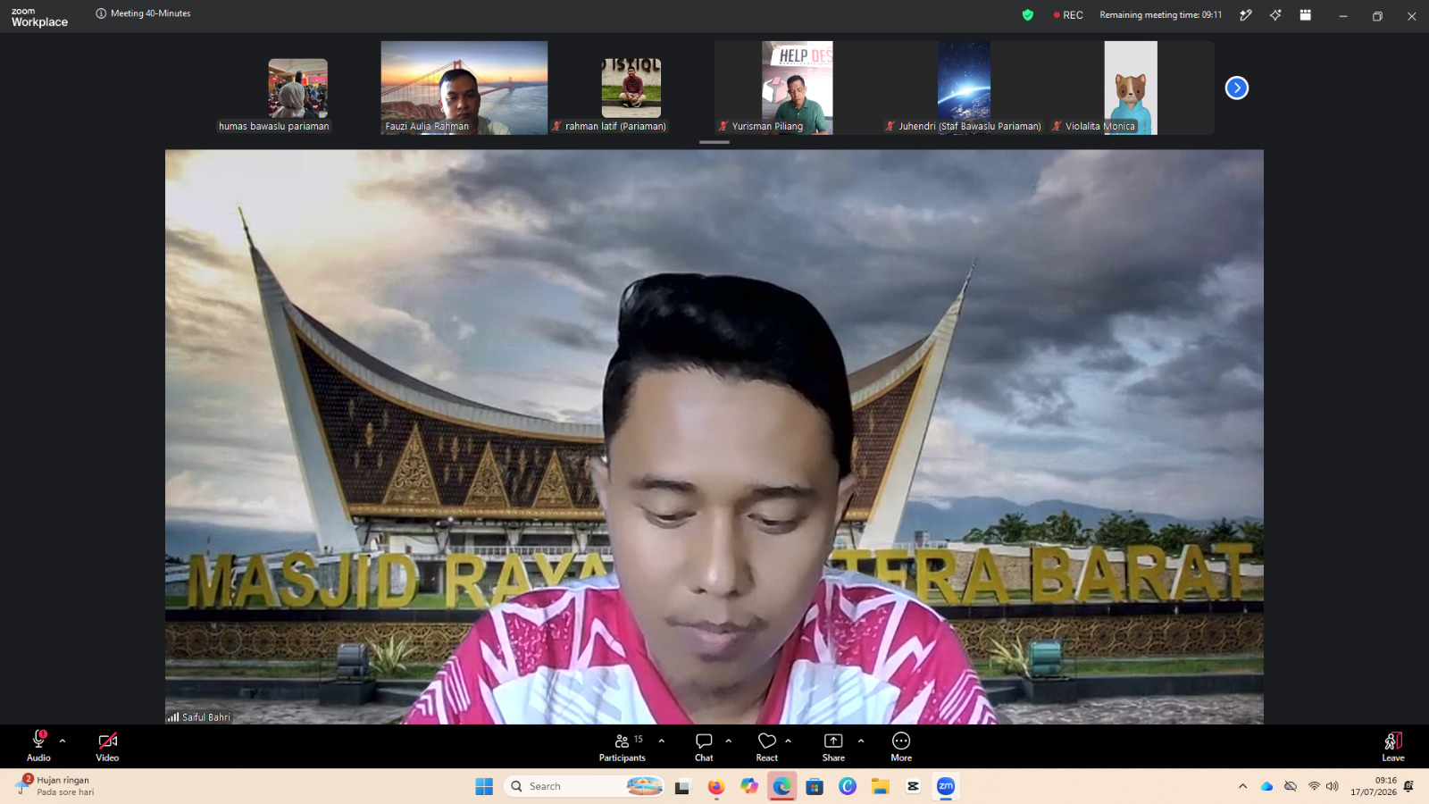 Bawaslu Kota Pariaman menggelar rapat internal bersama seluruh jajaran sekretariat, Jumat (17/7/2026).