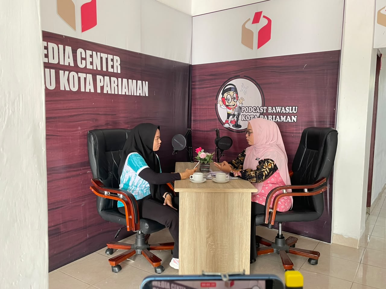 Podcast Optimis bersama Narasumber Guru SMK N 4 Pariaman, Hardianti Rusadi, kamis 13/08/26