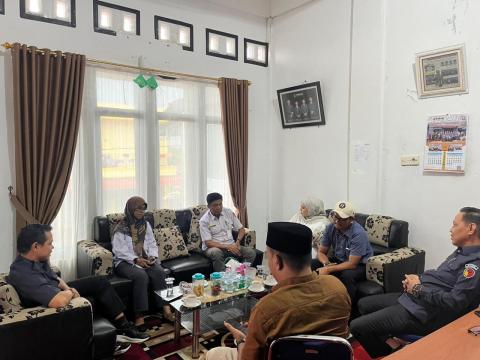 Koordinasi KPU dan Bawaslu Pariaman terkait pengisian IPKP dan IPAK, senin 15/12/25