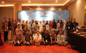 Foto Staf bawaslu Kabupaten/Kota se-Sumatera Barat saat Kegiatan Bimtek Arsip Dinamis