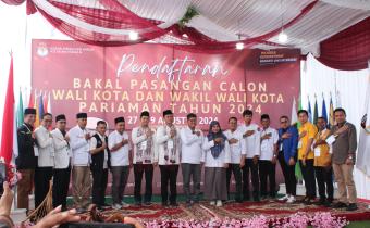Foto saat pimpinan bawaslu pariaman menghadiri acara ceremonial pendaftaran paslon walikota dan wakil walikota pariaman