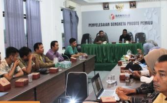 Foto saat gelar rakor persiapan pengawasan rekapitulasi DPS tingkat kota