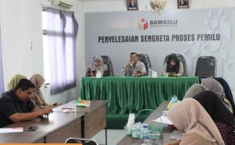 Foto bawaslu Provinsi Sumatera Barat melakukan Supervisi dan Monitoring terkait keuangan