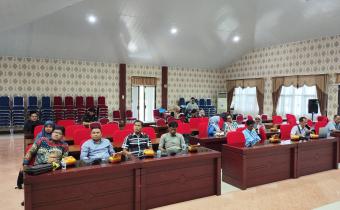 Foto Ulil Amri selaku Kordiv menghadiri bimtek pelaksanaan regulasi kampanye pemilihan serentak tahun 2024