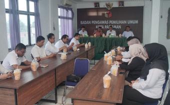 SUmon ANggota Bawaslu Provinsi Sumatera Barat, Benny Azis terkait produk hukum, 18/06/25