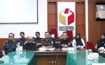 Rapat Pembenahan dan pengelolaan arsip Bawaslu Provinsi Sumatera Barat, 24/06/25