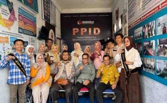 Koordinasi dan Konsolidasi Bawaslu Kota Pariaman bersama Forum Pegiat Literasi Kota Pariaman, selasa 12/05/2026
