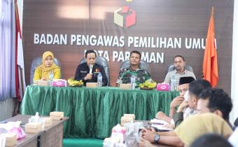 Penyampaian Sambutan oleh Ketua Bawaslu, Riswan dalam  Rapat Koordinasi Pengawasan Pemutakhiran Data Pemilih Berkelanjutan (PDPB) bersama pihak terkait pada 03/06/2026
