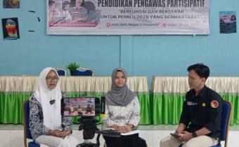 Melalui Podcast OPTIMIS, Bawaslu Kota Pariaman berharap semakin banyak generasi muda yang memahami pentingnya pengawasan partisipatif serta mampu menjadi garda terdepan dalam menangkal hoaks, menolak politik uang, dan menjaga proses demokrasi tetap berlangsung secara jujur, adil, serta berintegritas. Inovasi ini sekaligus menjadi bentuk komitmen Bawaslu dalam memanfaatkan media digital sebagai sarana edukasi kepemiluan yang inklusif, adaptif, dan dekat dengan kehidupan generasi muda.